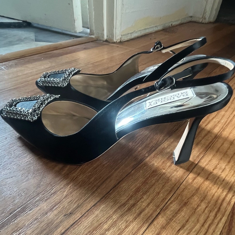 Badgley Mischka Black Enida Satin Crystal Buckle Slingback Pumps Size 11 EUC - Picture 8 of 16